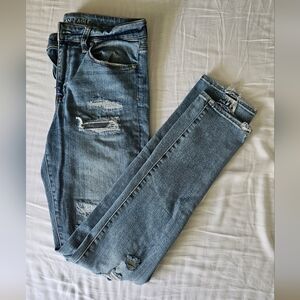 American Eagle Hi-Rise Skinny Jean